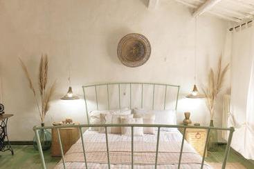 בית מלון כפרי Lacrimarte