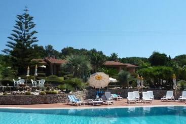 公寓式酒店  Residence Cala Dei Peducelli