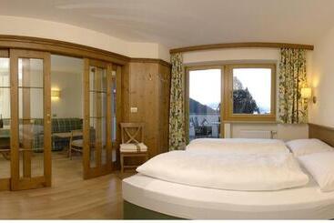 公寓式酒店  Residence Villa Funtanes