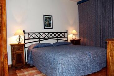 هتل Agriturismo Fattoria Il Casalone