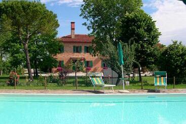 호텔 Agriturismo Santa Barbara