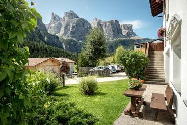 Residence Mirabell