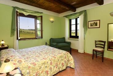 בית מלון כפרי Agriturismo La Valle Del Sole