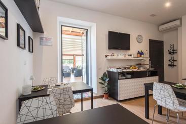 پانسیون Eroom42 Guest House