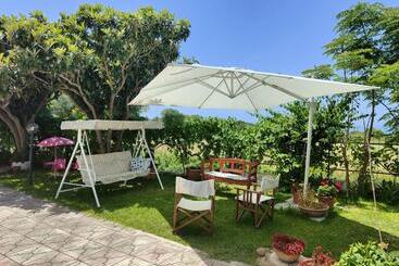 بنسيون Gullo Capo Vaticano