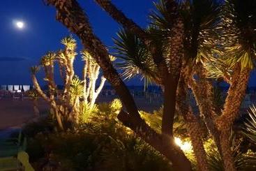 住宿加早餐  Villa Argentina