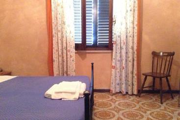 בית מלון כפרי Agriturismo Santo Stefano