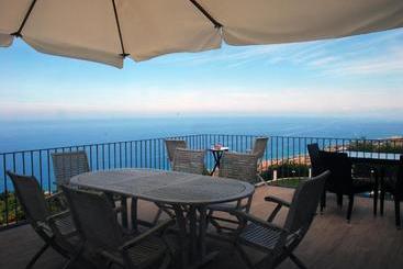 هتل Villa Cirimarco