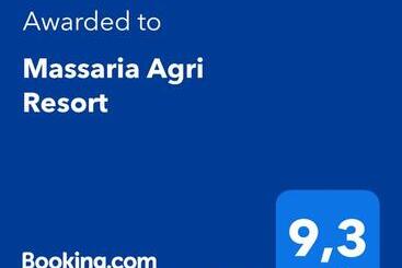 בית מלון כפרי La Massarìa Agriresort