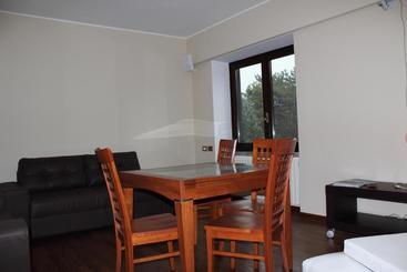 Maison D Elite