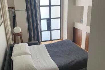 膳宿费 Ariberto21