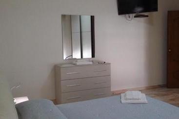 پانسیون Sicily Guest House