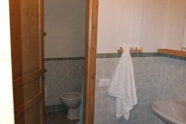 בית מלון כפרי Agriturismo Agrimon