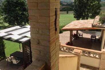 فندق Country House Binnella