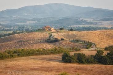 Отель Podere Calvaiola