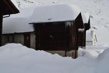 פנסיון Zwargji