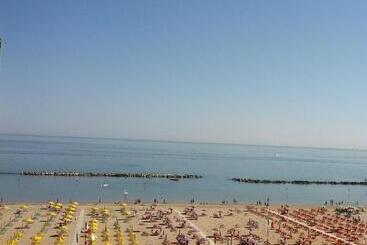 아파트호텔 Beach Residence