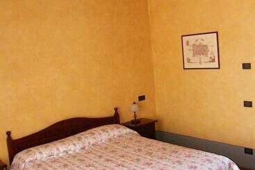 فندق Agriturismo Greppi