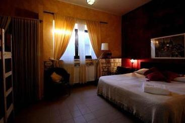 هتل Agriturismo Hornos