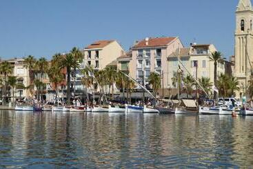 Bed and Breakfast Les Pucines T2 Bas De Villa