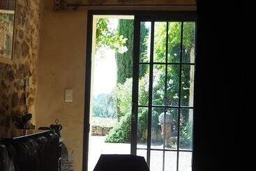 بنسيون Le Clos Saint Saourde