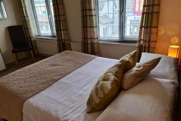 ユースホステル The Lamb And Flag Inn