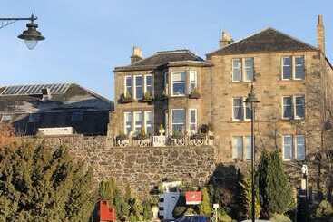 Castle Walk Bed & Breakfast