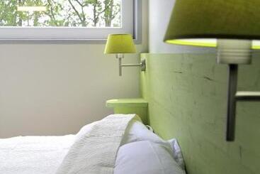 هتل آپارتمان West Appart' Hôtel