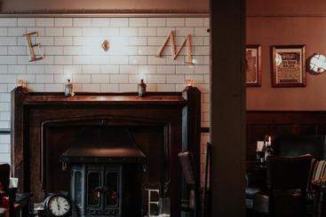 فندق صغير The Eton Mess