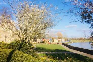 بنسيون Arden House