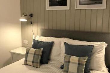 پانسیون Glenthorne Guest House