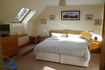 פנסיון Tigh Na Sith