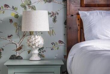 هاستل The Kings Arms Otterton