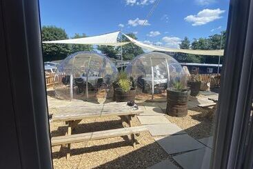 旅馆 The Watersedge, Canal Cottages