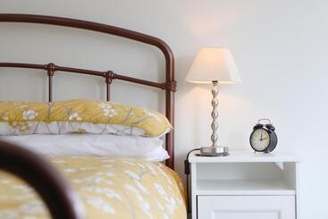 بنسيون Ellinbrook Guest House