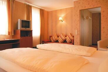 فندق صغير Gasthaus Zur Rebe