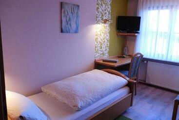 הוסטל Inn Landgasthof Zur Gemütlichkeit