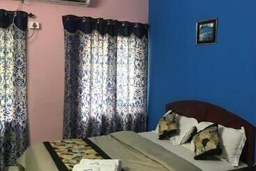 酒店 Indraprastham Tourist Home