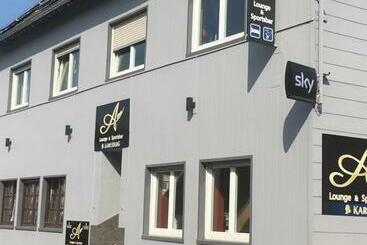 膳宿费 Alex  Lounge  Sportsbar  Smokerlounge