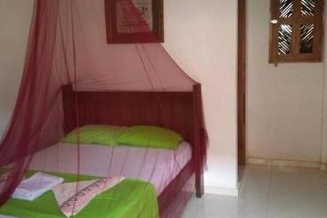 پانسیون Hostal Nibuni Palomino