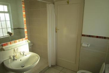 پانسیون Norfolk Guest House