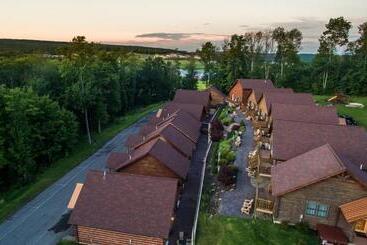 Отель The Lodges At Sunset Village