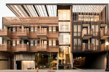 فندق Harmon Guest House