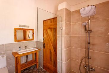 膳宿费 Ionia Guest House