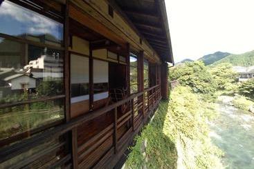 ペンション Jogakebo