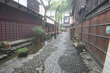 پانسیون Yanaka No Taisuke