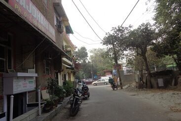 호스텔 Rajdhani Inn