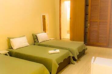 ペンション Aconchego