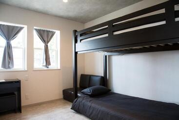 بنسيون Guest House Diphylleia Grayi