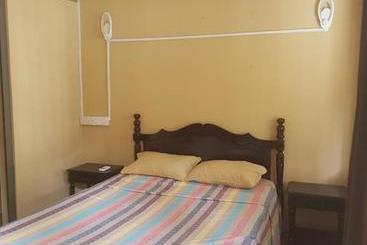 پانسیون Jn Sunflower Residence